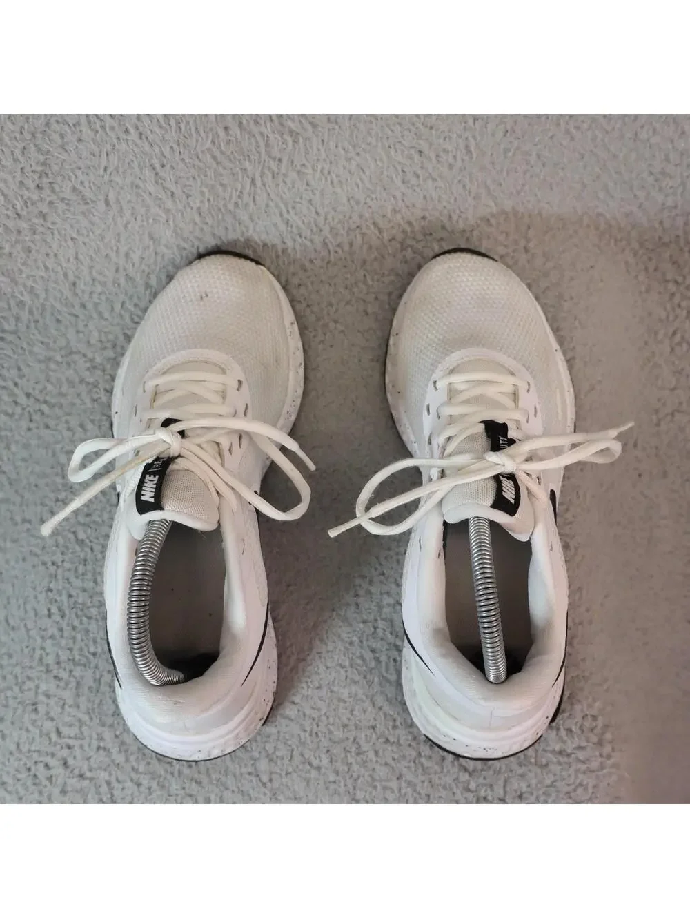 Nike Revolution 5 White Black Women US Sz 9 DJ6009-100